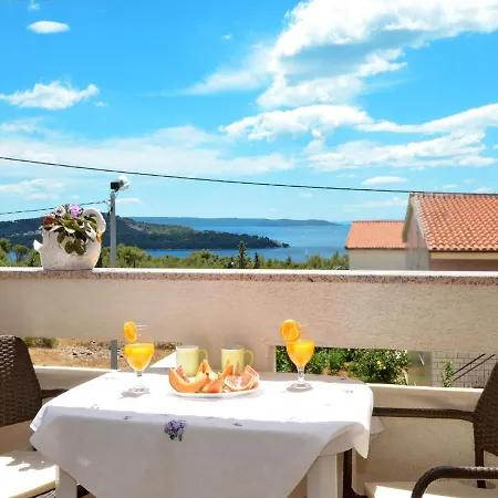 Apartments Zarkovic Trogir Exterior photo