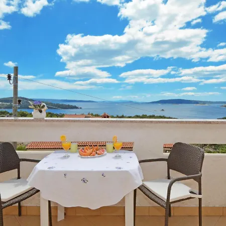 Apartments Zarkovic Trogir Exterior photo